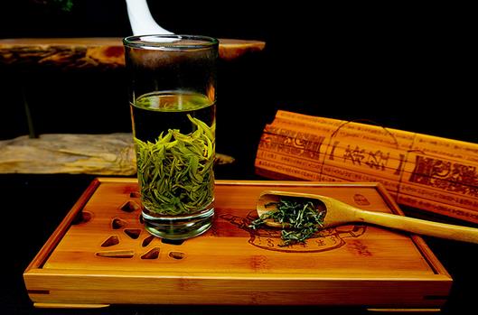 绿茶与红茶有什么区别呢?绿茶与红茶哪个比较好?