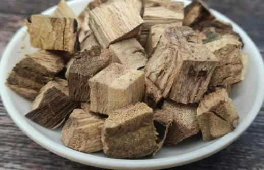 葛根会不会伤肝 葛根泡水喝对胃有伤害吗