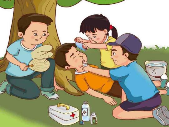 中暑喝热水是正确的吗?中暑喝冰的饮料有用吗?