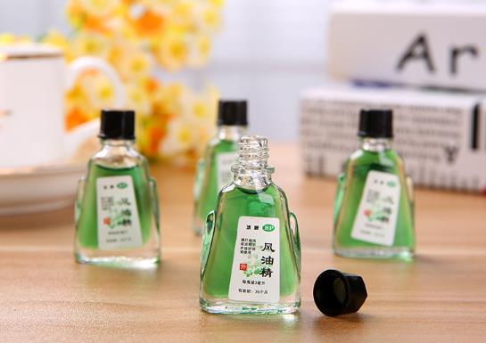 风油精滴到脚上可以防脚臭吗?脚底擦风油精治失眠太管用了是真的吗