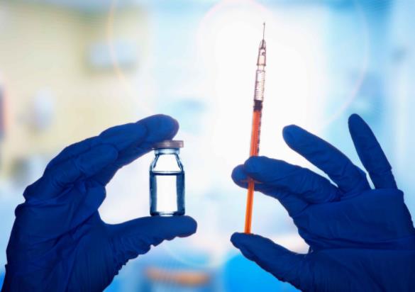 哪些人容易感染艾滋病病毒(HIV)?使用避孕套可以避免感染艾滋病病毒(HIV)吗?