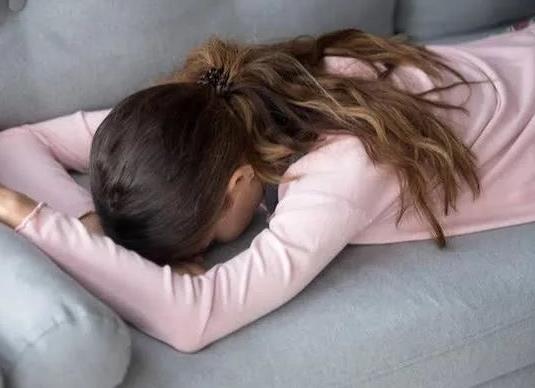 大便不成形十几年了会是癌症吗?每天大便二三次但每次都是稀怎么办