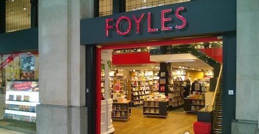 世界上最大的书店 福依尔书店占地面积有15个篮球场那么大