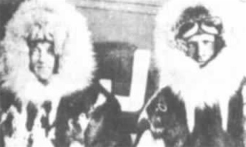 世界最早绕极地飞行的人 E.M•朗在1971年开始绕极地飞行