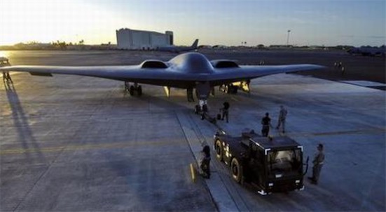 世界上最贵的飞机 B-2轰炸机高达24亿美元