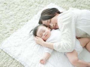 睡觉流口水是怎么回事？成人、宝宝睡觉流口水怎么办