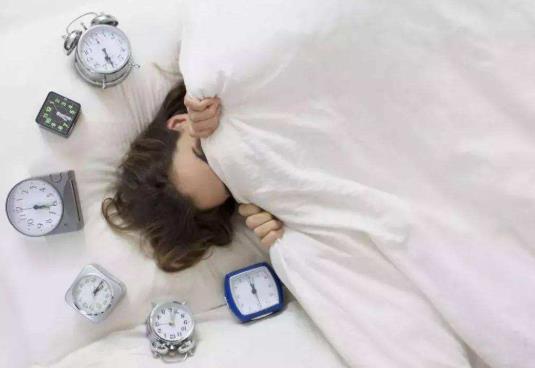 为什么有些人能躺下立刻就睡着?睡眠浅怎么改善睡眠