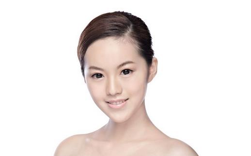 鼻翼长痘的原因.jpg