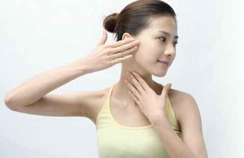 胸部太小怎么办?吃什么能丰胸