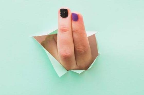 女人潮喷与高潮的区别是什么？女人潮喷时快感更爽吗