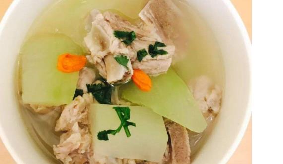 豆腐:1,冬瓜辗成小段,做法,海苔切片.葱切段,姜切块.吃了排骨会使图片