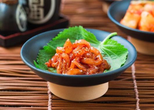 怎么防止泡菜变质?泡菜弹边放盐还是放水好?