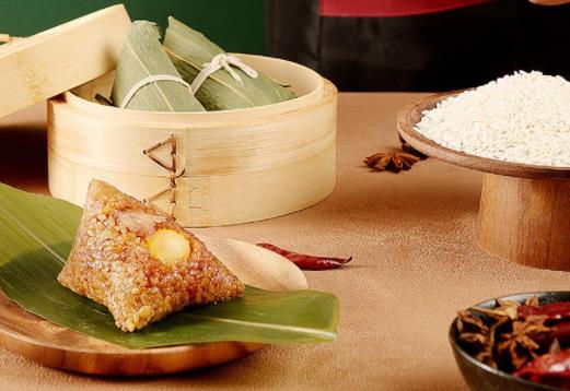 为什么粽子中间煮不熟 碱水粽和白米粽的区别