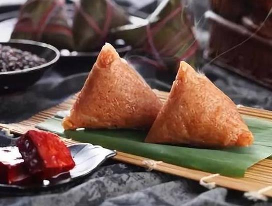粽子冷冻拿出来怎么加热?冷冻的粽子拿出来放一天一夜还可以吃吗?