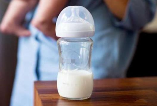 吸奶器吸母乳要加热吗?母乳可以室温解冻吗