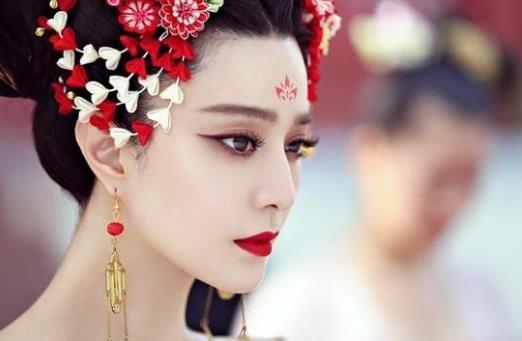 第六名:女皇帝武则天.jpg