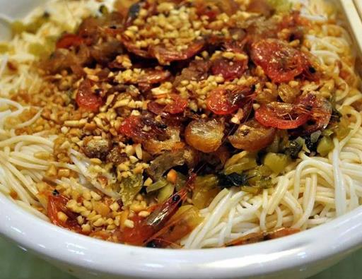 湛江十大名菜排名,八宝饭是婚宴主食,河唇鱼头汤适合学生