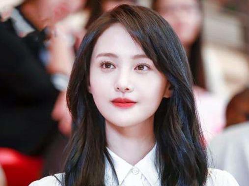 中国十大90后女明星排行榜,郑爽感情一波三折,迪丽热巴美若天仙