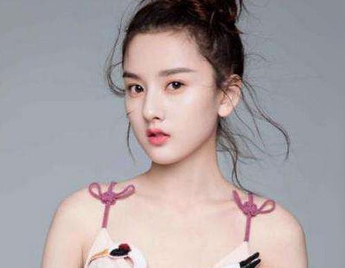中国十大90后女明星排行榜,郑爽感情一波三折,迪丽热巴美若天仙