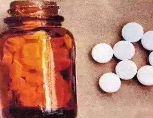 世界十大毒品排行榜,海洛因会导致人格分裂,冰毒能损害器官