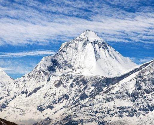 中国十大最美雪山排名,梅里雪山是藏传佛教神山,冈仁波齐至高无上