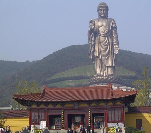 世界十大最高雕像排名,印度统一女神像,中国泉寺大佛吸引游客