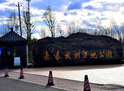 长春十大最美景点排名,净月潭景色迷人,长影世纪城体验感好