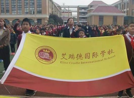 鄭州最貴很土豪的學(xué)校有哪些比較好的？鄭州市鄭中國際學(xué)校、楓楊外國語中學(xué)學(xué)習(xí)環(huán)境好(圖5)