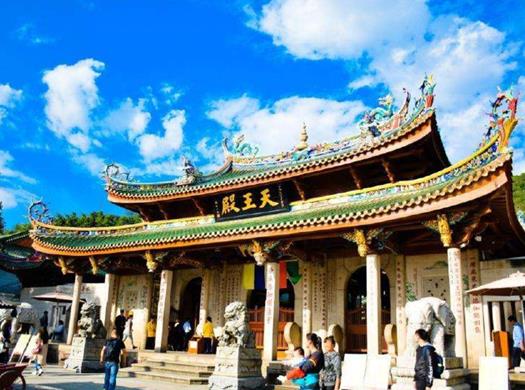 厦门十大景点排行榜,鼓浪屿景色优美,园林植物园设计有特色