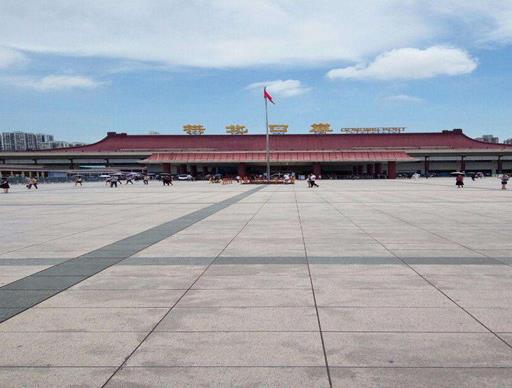 珠海十大公园广场排名，珠海有哪些热闹好玩的公园广场？拱北口岸广场、板樟山森林公园非常美丽(图1)