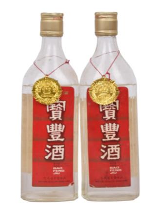 河南十大名酒排行榜最出名的白酒是什么品牌？伊川杜康酒历史悠久、宝丰酒是清香型白酒的代表(图2)