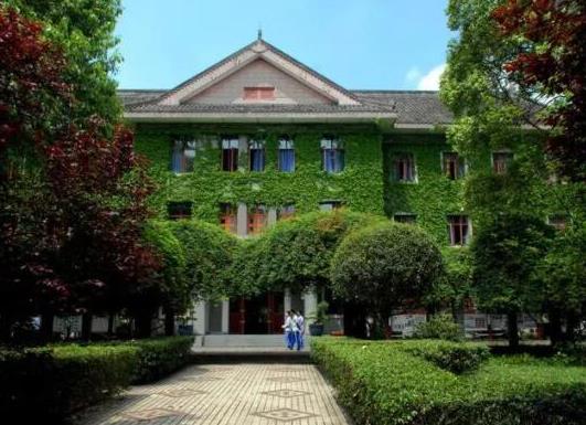 国内口碑最好的高中排名,中国人民大学附属中学、北京市十一学校很出众