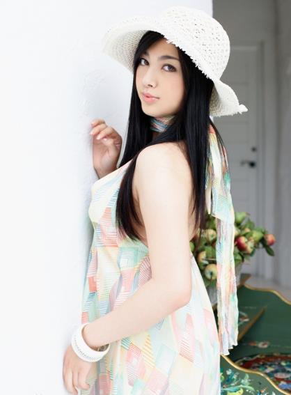 來(lái)中國(guó)瘋狂撈金的10大日本AV女優(yōu) 大胸性啟蒙女教師童顏巨乳蒼井空在中國(guó)人氣最高(圖10)
