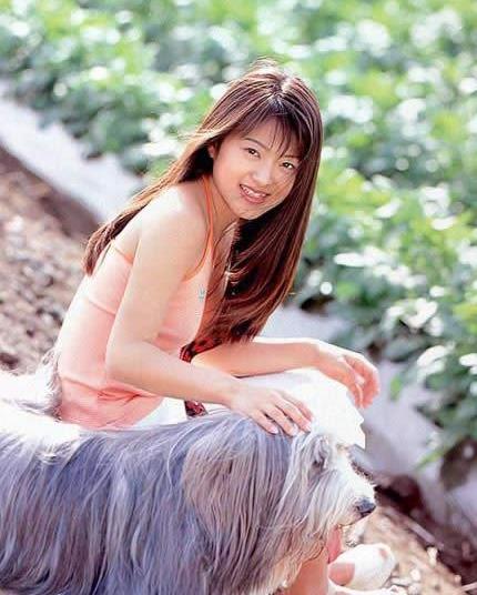 來(lái)中國(guó)瘋狂撈金的10大日本AV女優(yōu) 大胸性啟蒙女教師童顏巨乳蒼井空在中國(guó)人氣最高(圖9)