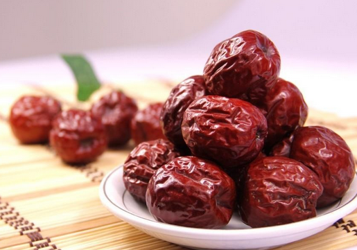 红枣吃多了会怎么样?红枣的功效与作用及食用方法