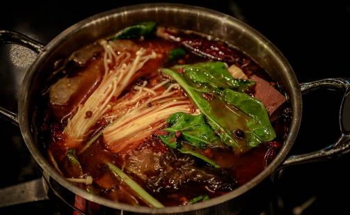 如何去除火锅味 如何去除衣服上的火锅味 如何去除房间的火锅味