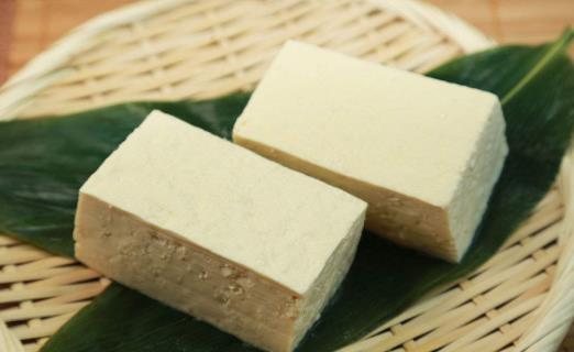 吃豆腐有哪些好处?豆腐吃多了小心这些疾病!
