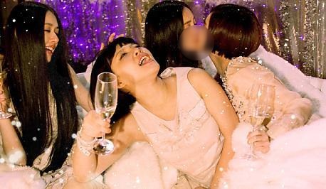 《小时代》奢靡华丽难掩空洞,过于物质被批低俗