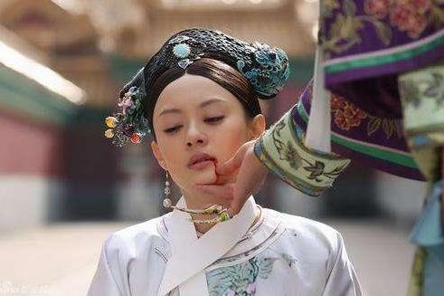 《甄嬛传》充斥阴谋算计,腐蚀社会道德
