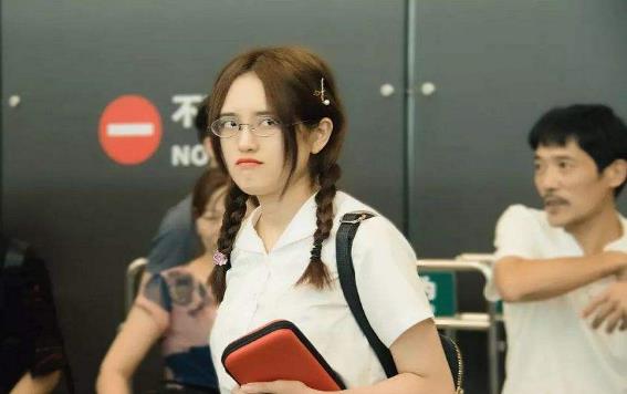 盲式出轨是什么意思什么梗?渣男画师黄嘉伟盲式出轨19岁小三