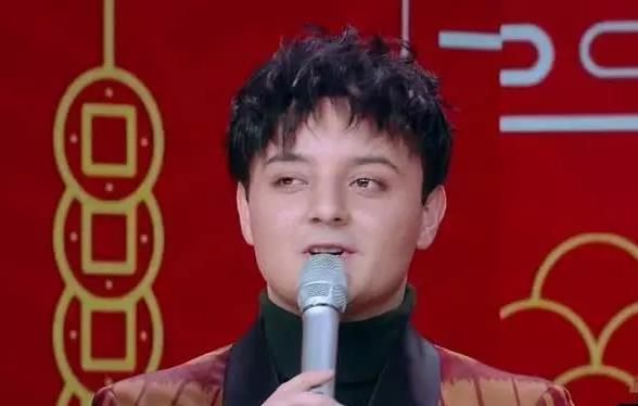 秃然长大是什么意思?童星阿尔法19岁谢顶21岁植发成功分享经历