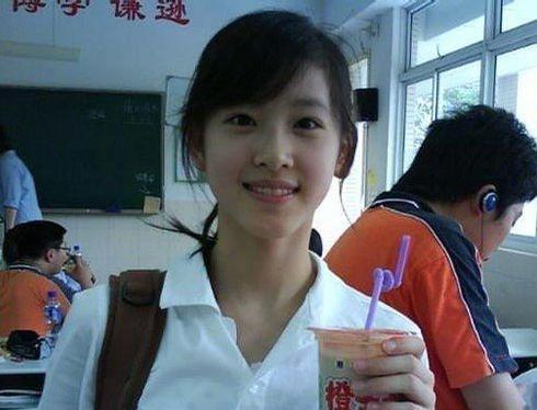 奶茶mm章泽天个人资料图片,为什么叫奶茶妹妹,清华大学奶茶妹妹章泽天