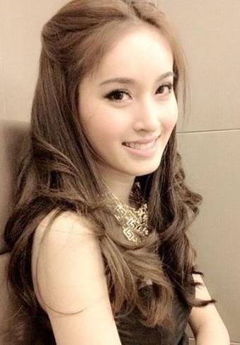 曝人妖皇后rose内地新片,人妖rose出演《泰囧》后走红