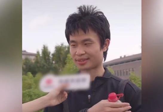 北大韦神工资月入多少?什么样的女生才配得上韦东奕?