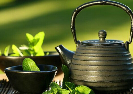 柠檬香蜂茶助女人养颜美容