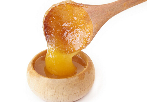 蜂蜜什么时候喝对皮肤好？