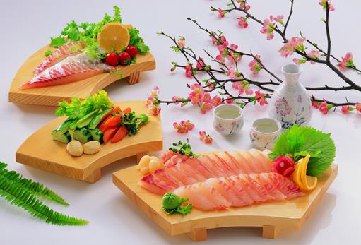 现在吃海鲜好_深圳澳头吃海鲜_现在电动车那个车好(2)