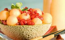 脸上有黑斑怎么办？西红柿汁去除黑斑