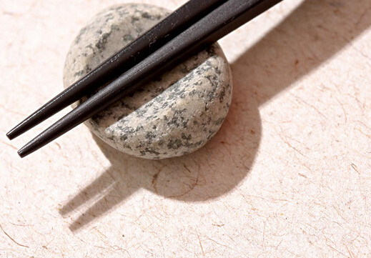 筷子使用的要点-筷子要晾干再储藏