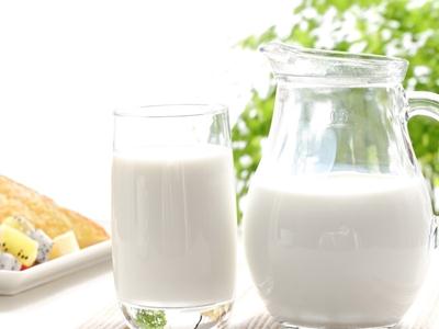 牛奶和豆浆哪个最好？牛奶和豆浆的营养价值